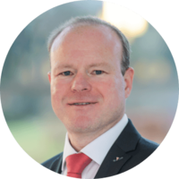 Oliver Gugerbauer Schiller